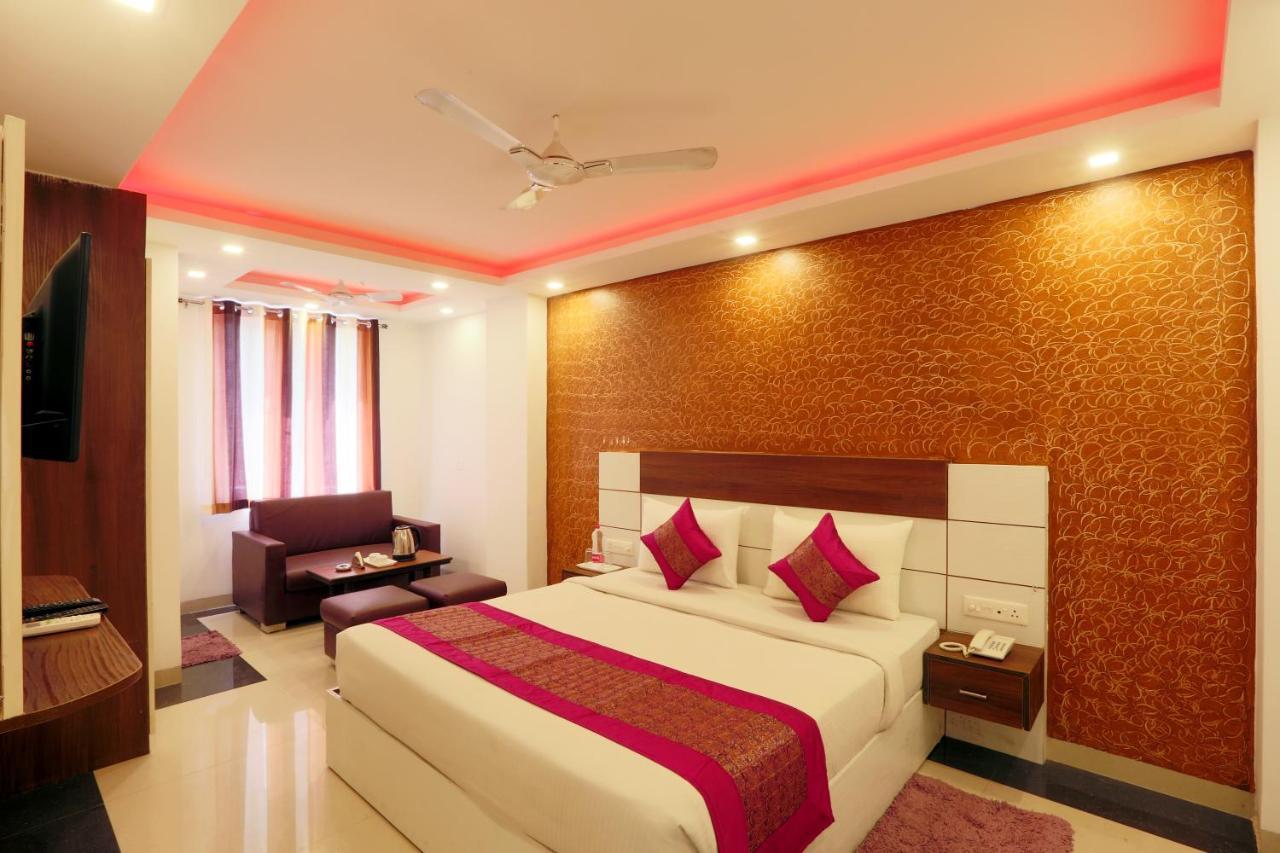 Hotel Square Stay Nowe Delhi Zewnętrze zdjęcie